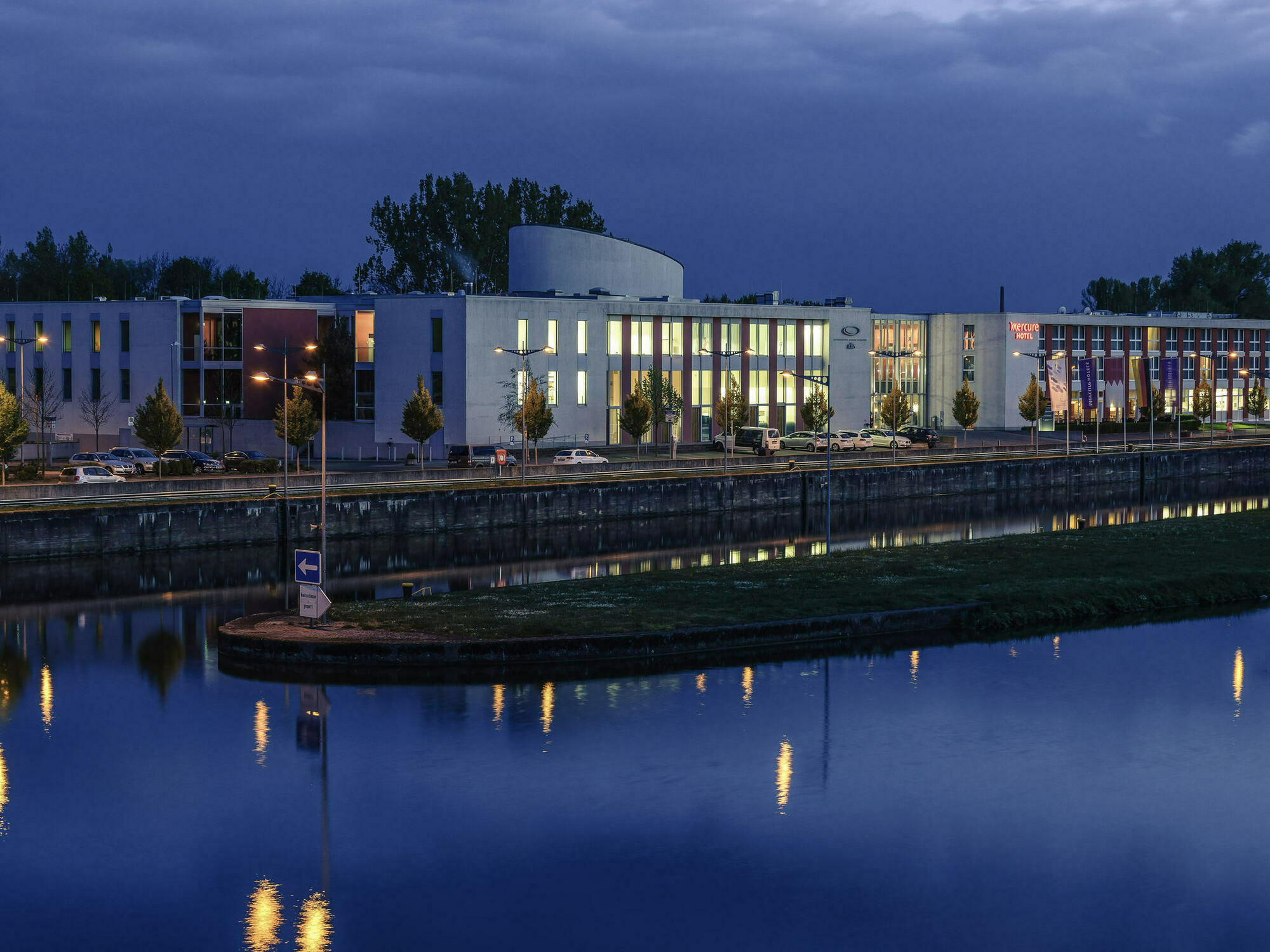 Mercure Hotel Schweinfurt Maininsel Buitenkant foto